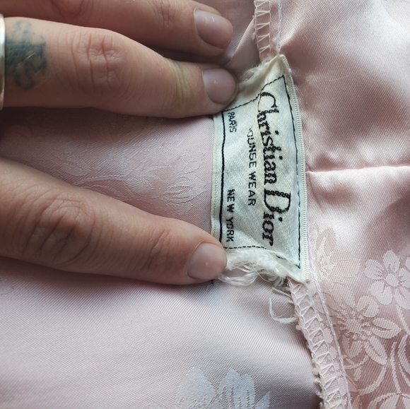 Vintage Christian Dior Floral Robe - Picture 5 of 5